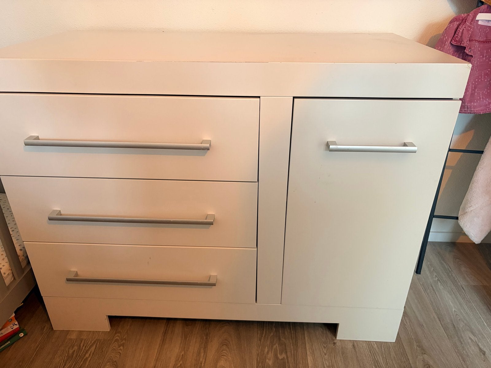 Witte Commode met Lades en Kastje, Ophalen, Gebruikt, 50 tot 70 cm, 105 cm of meer
