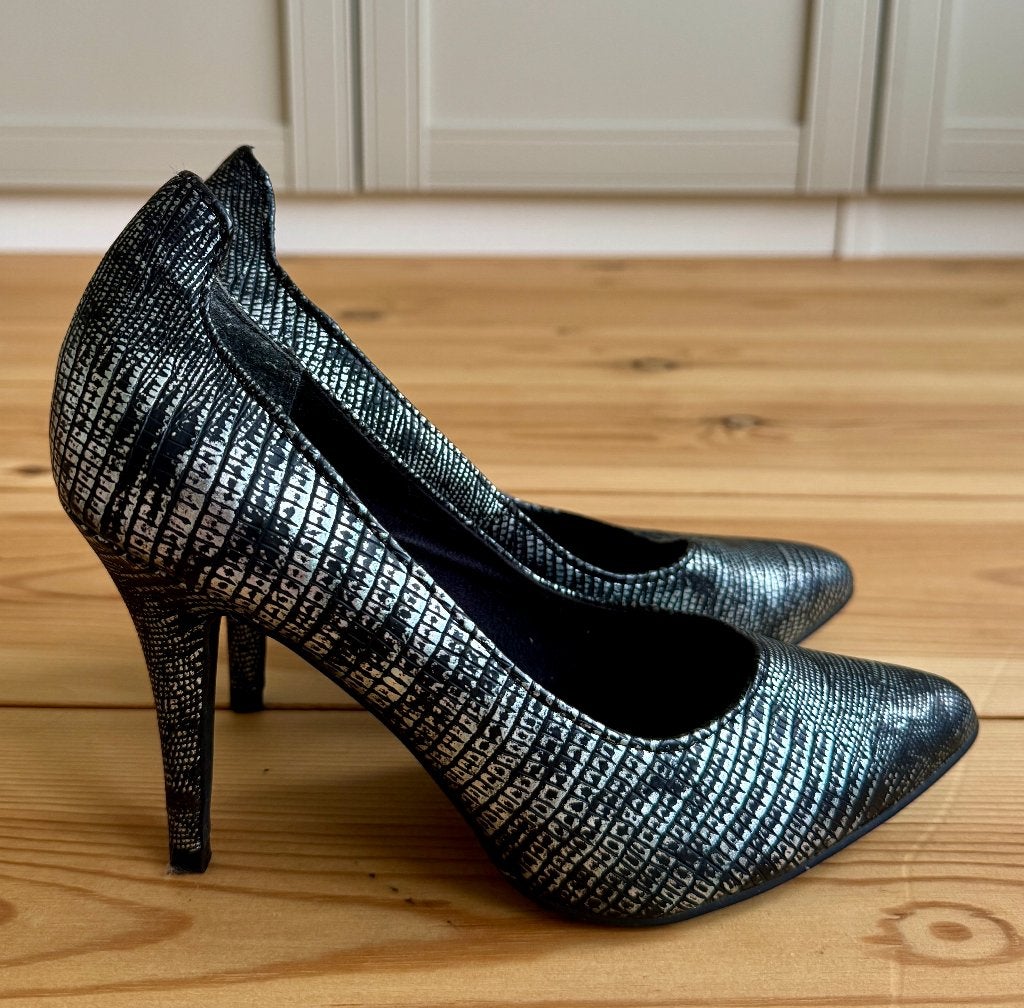 Pumps Marco Tozzi - Zilver Zwart Metallic - maat 37, Pumps, Zwart, Marco Tozzi, Ophalen of Verzenden
