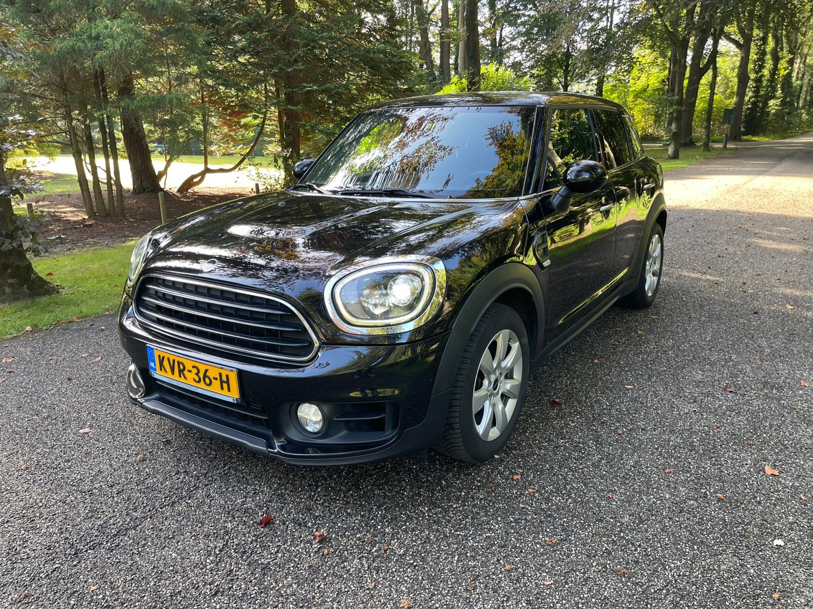 MINI Countryman One 1.5 / Navigatie / Led / Topstaat, Auto's, Mini, Countryman, Leder en Stof, Zwart, 102 pk