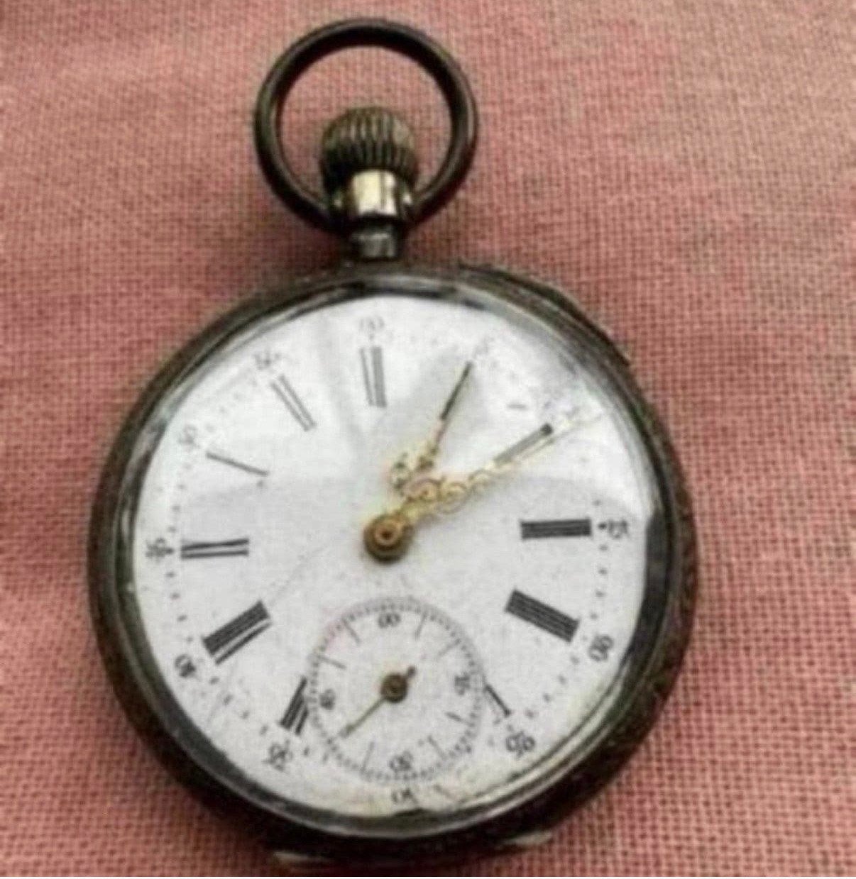 Antiek zakhorloge remontoir cylindre 6 rubis uit erfenis, Ophalen of Verzenden, Staal, Zakhorloge, Overige merken