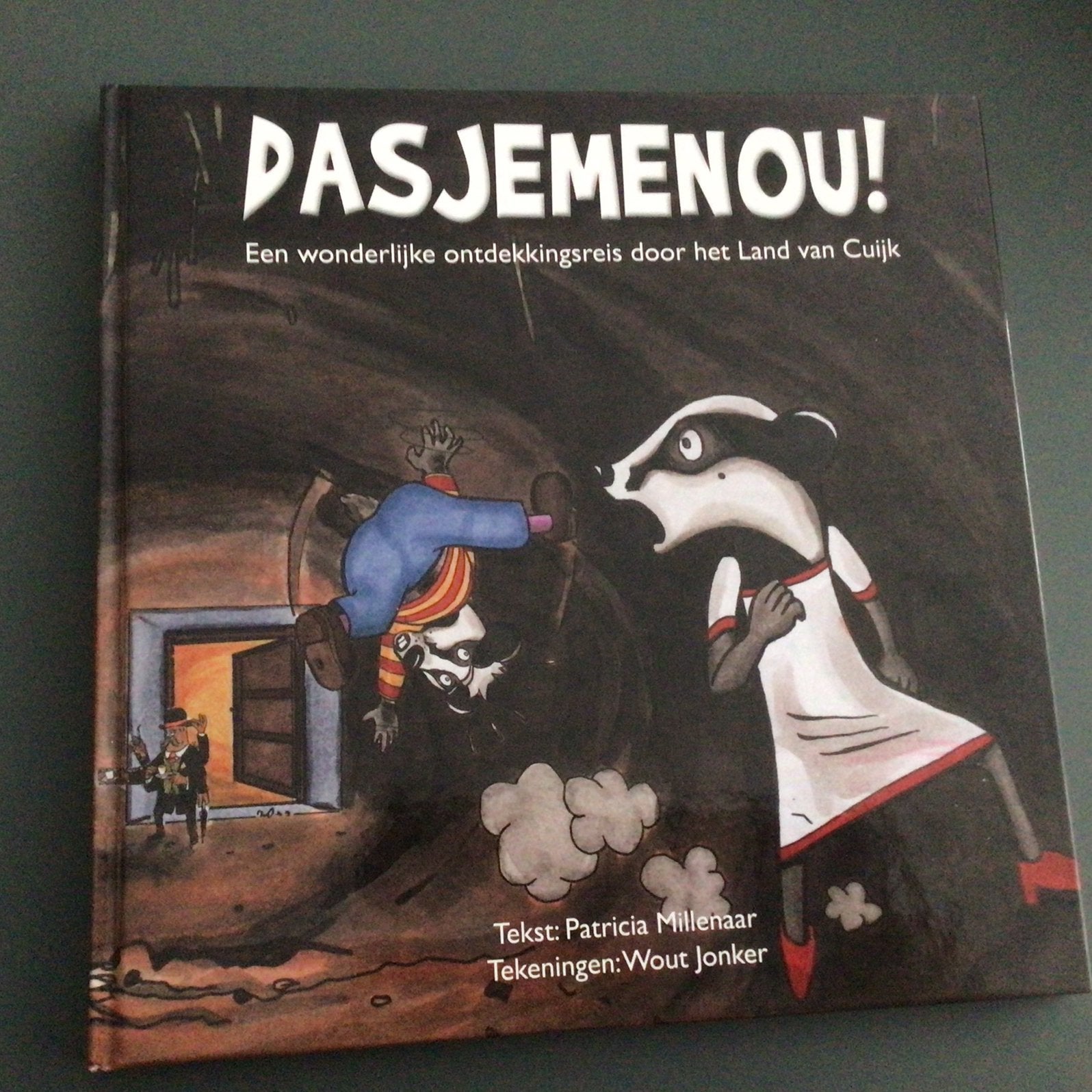 Pasjemenou! - Patricia Millenaar en Wout Jonker, Ophalen of Verzenden, Zo goed als nieuw