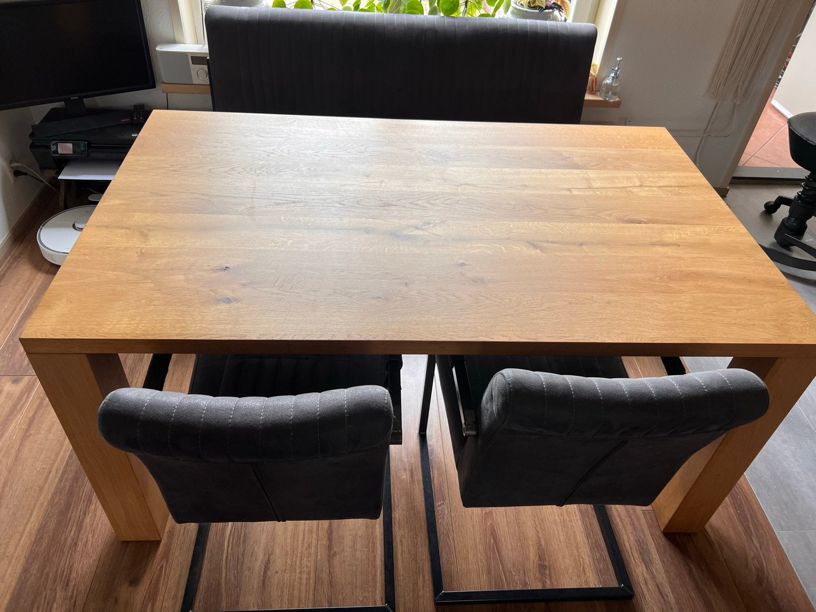 Massief eiken eettafel - Robuust en Stijlvol, Gebruikt, 100 tot 150 cm, Eikenhout, Vier personen
