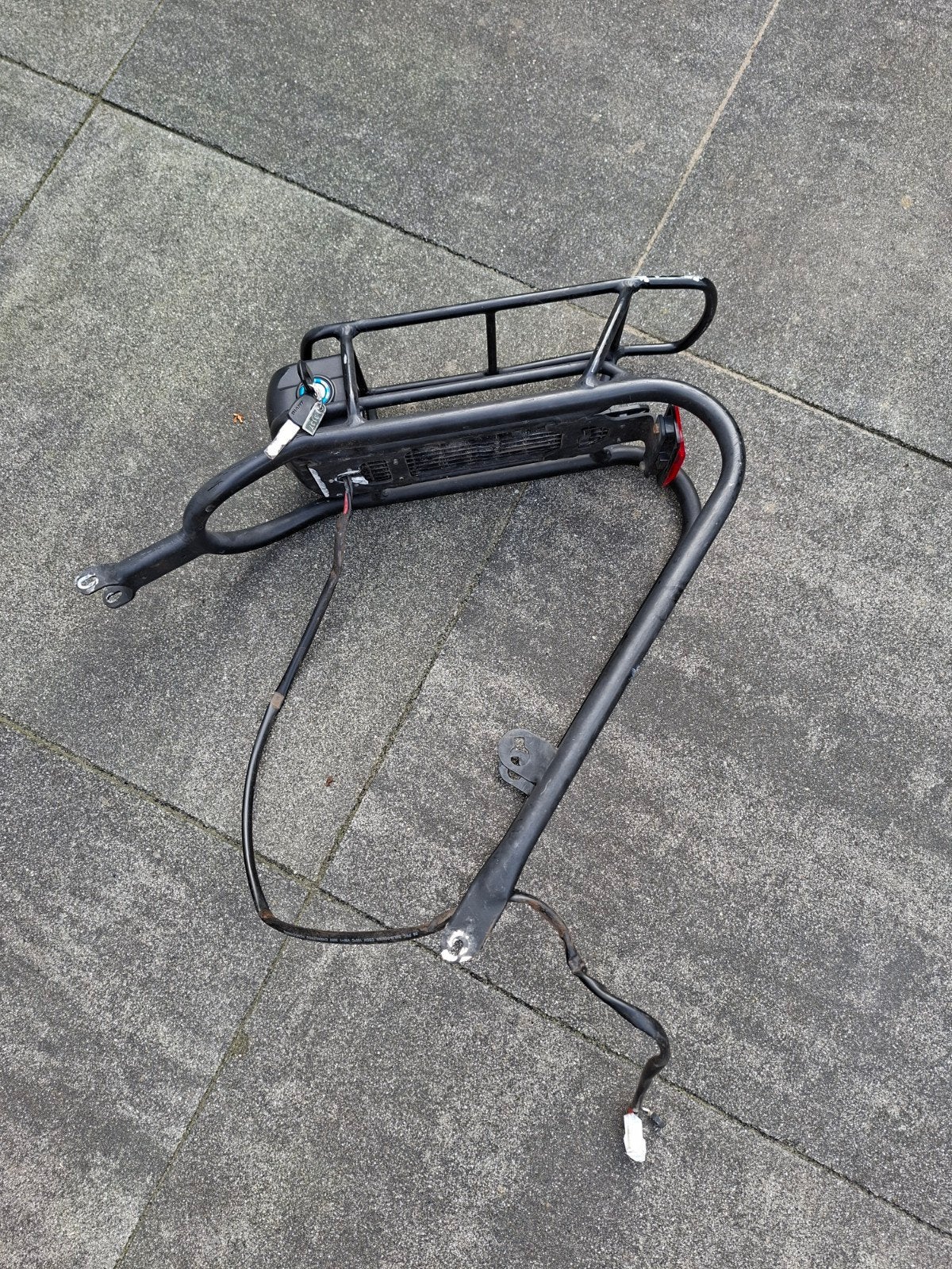 Giant TripleX bagagedrager incl. dockingstation, 2 sleutels, Ophalen of Verzenden, Gebruikt