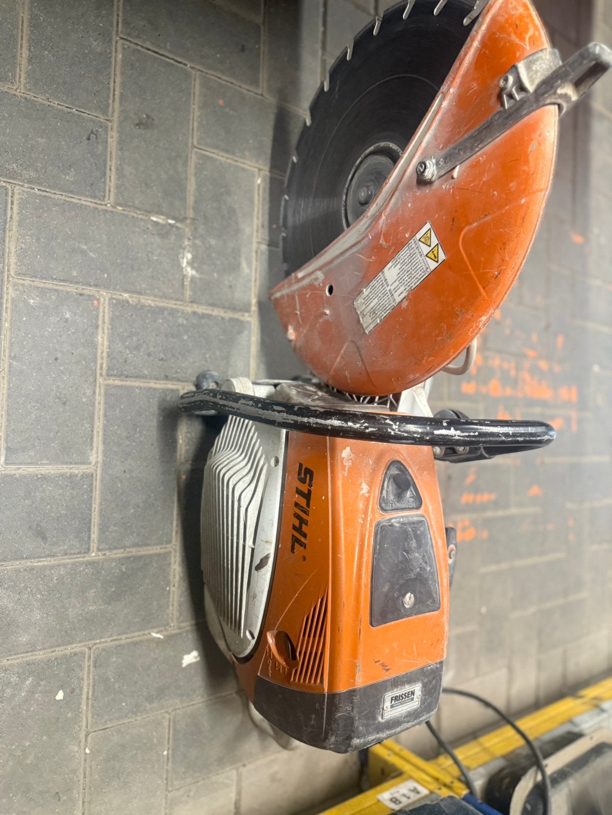 Stihl ts800 bandenzaag met zgan zaagblad, 70 mm of meer, Kettingzaag, Ophalen of Verzenden, Zo goed als nieuw