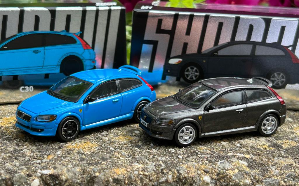 Volvo C30 schaal 1:64 blauw en grijs, Verzenden, Nieuw, Auto, Overige merken
