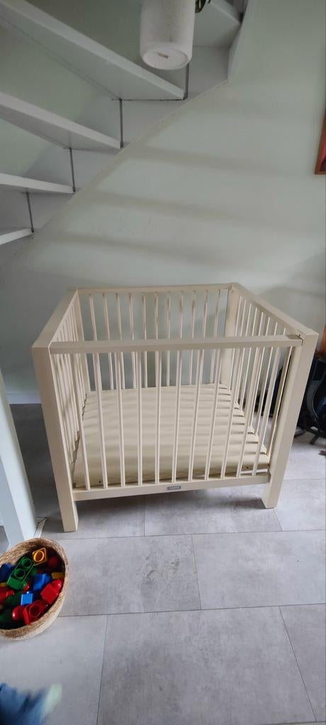 Bobita box beige, Kinderen en Baby's, Boxen, Ophalen, Gebruikt, Vierkant