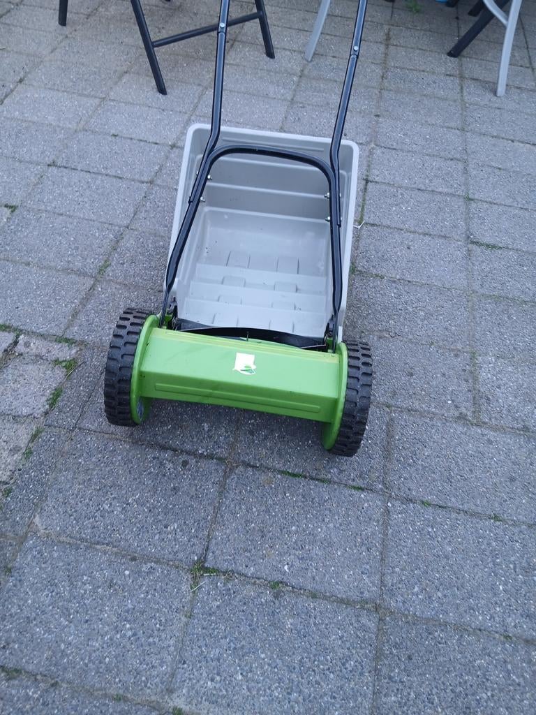 Central Park duwgrasmaaier met opvangbak - ZGAN, Ophalen, Central Park, Handgrasmaaier, Zo goed als nieuw