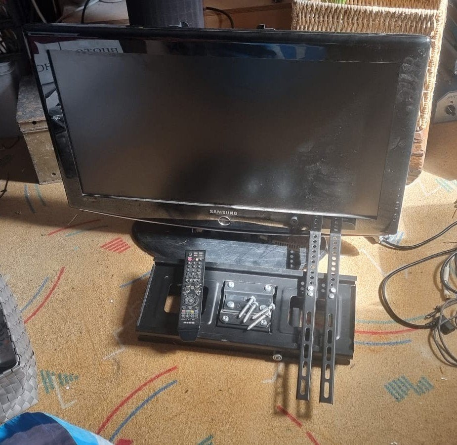 Samsung TV incl kabel, muurbeugel, voet, afstandbediening, Ophalen, 50 Hz, Samsung, 100 cm of meer
