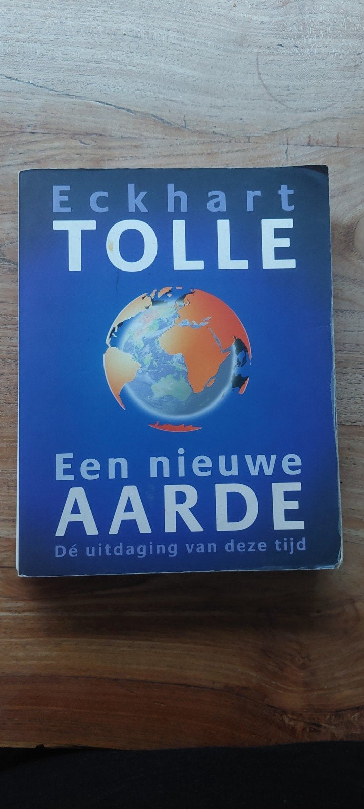 Eckhart Tolle - Een nieuwe aarde, Gelezen, Achtergrond en Informatie, Spiritualiteit algemeen, Ophalen of Verzenden