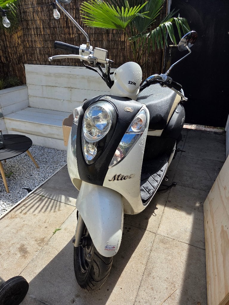Sym Mio, Fietsen en Brommers, Scooters | SYM, Gebruikt, Benzine, Maximaal 25 km/u, Ophalen