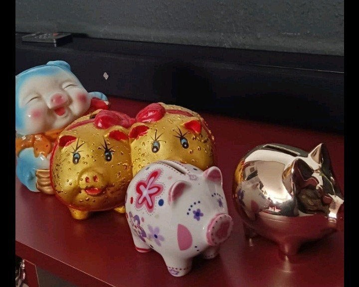 Diverse decoratieve beeldjes en spaarpotten, Ophalen of Verzenden, Gebruikt