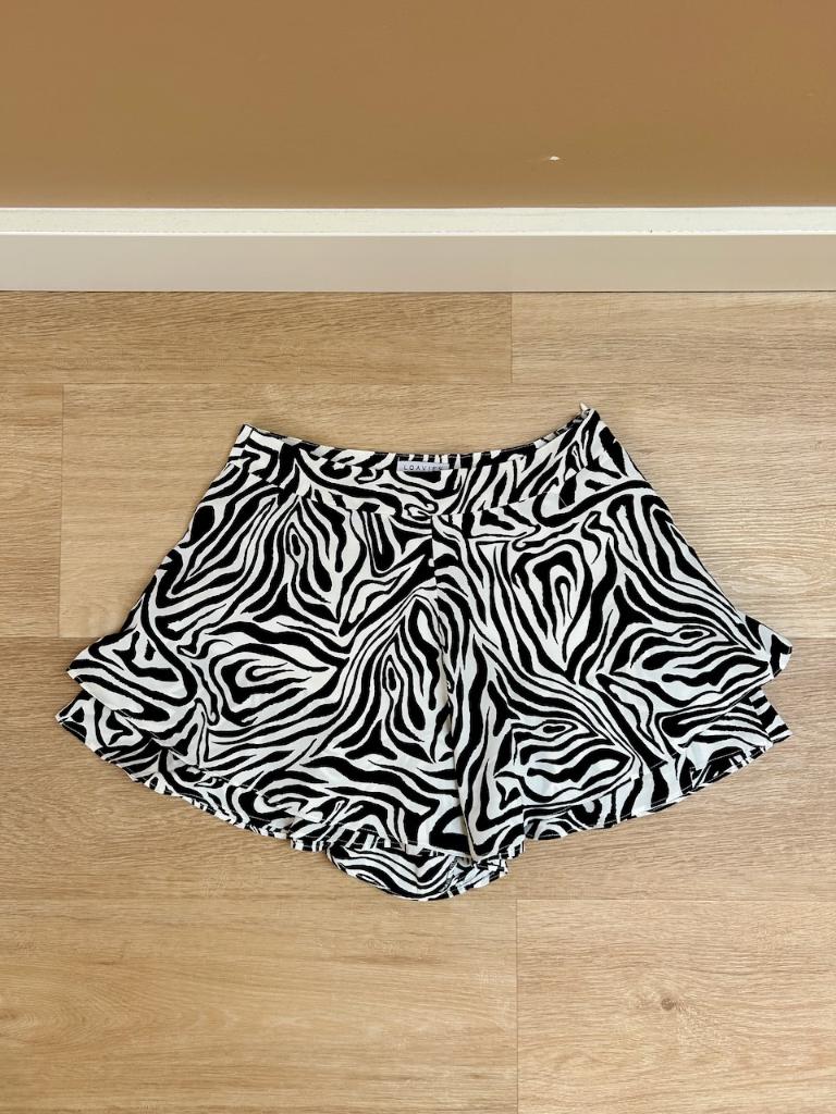 Z.g.a.n. Short / korte broek met zebra print, Loavies, mt S, Kleding | Dames, Kort, Zwart, Ophalen of Verzenden, Maat 36 (S)