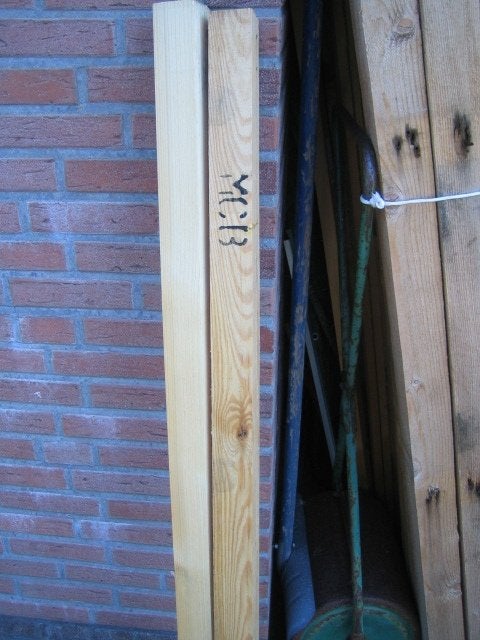 25 Balkjes, Doe-het-zelf en Verbouw, Hout en Planken, Ophalen of Verzenden, 50 mm of meer, Balk, Minder dan 200 cm