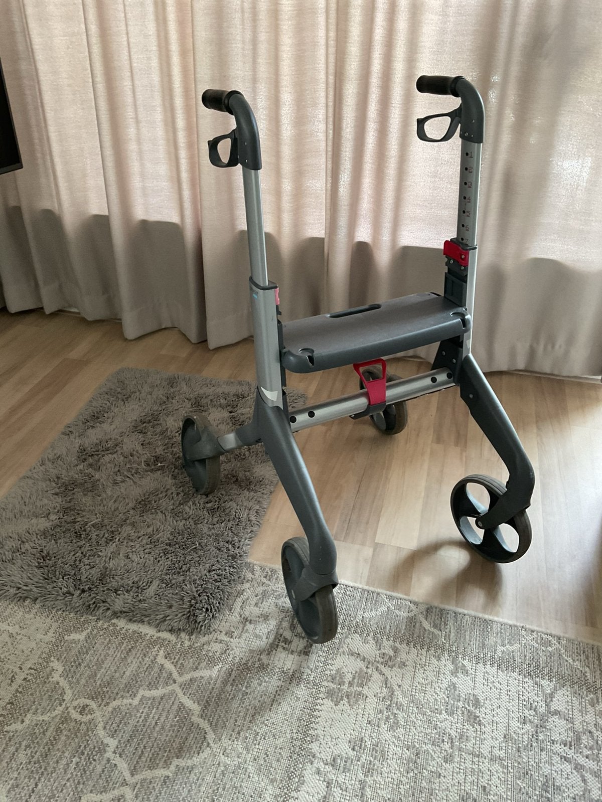 Access Breezy rollator, Ophalen, Lichtgewicht