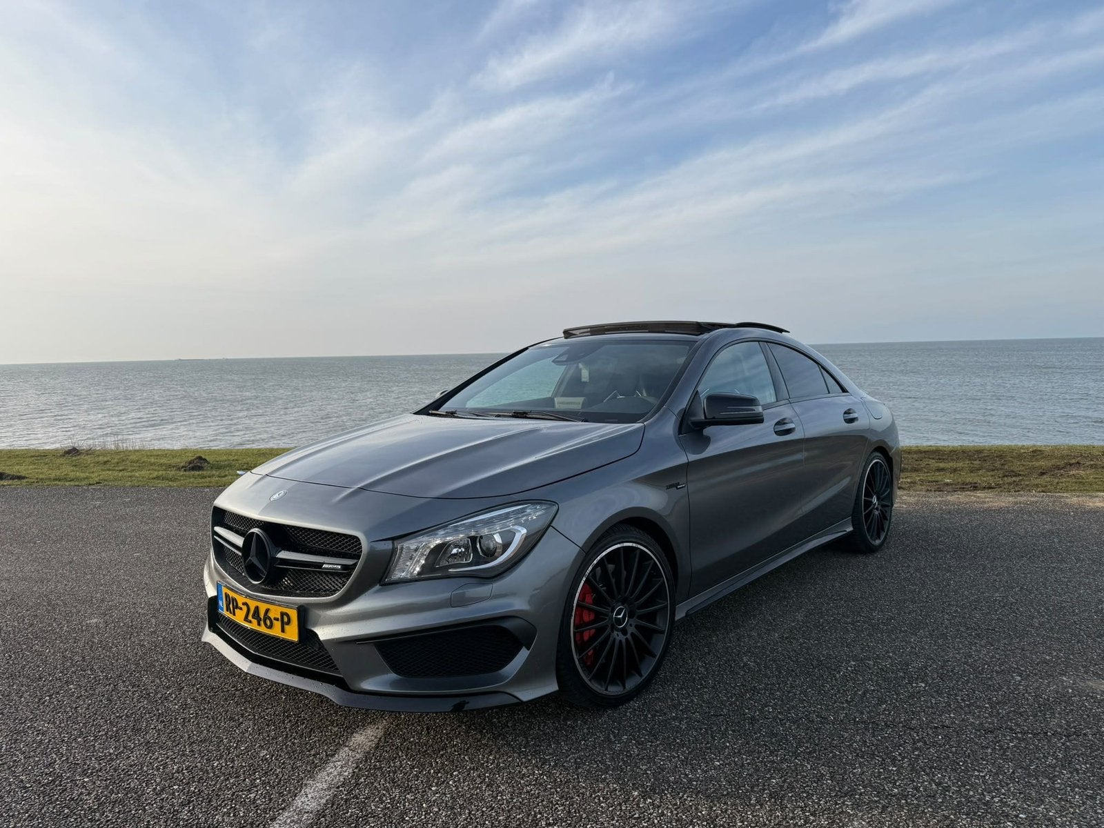 Mercedes-Benz CLA 45 AMG 265KW 4MATIC 7G-DCT 2015 Grijs, Automaat, CLA, 4 cilinders, 360 pk