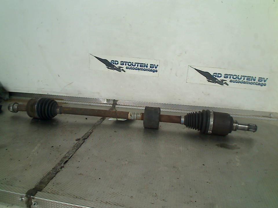 Aandrijfas Rechts Voor Fiat Panda (312) 2012 EBJ82MB1102, Auto-onderdelen, Transmissie en Toebehoren, FCA Germany GmbH, Gebruikt
