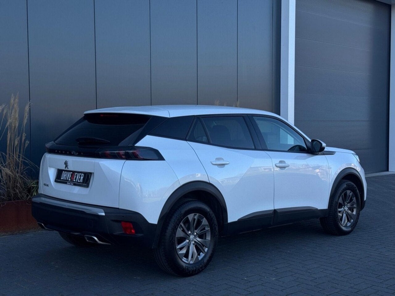 Peugeot 2008 1.2 PureTech Active | NAVI | PDC | Climate, Auto's, Peugeot, Dealer onderhouden, Stof, Gebruikt, 1199 cc