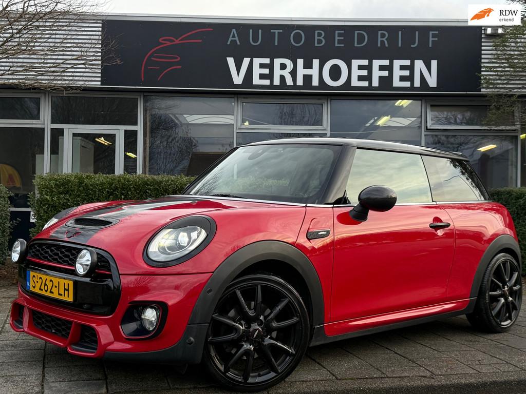 Mini JOHN COOPER S WORKS - SPORT - AUTOMAAT - PARKEER CAMERA, Automaat, Gebruikt, USB, 49 €/maand