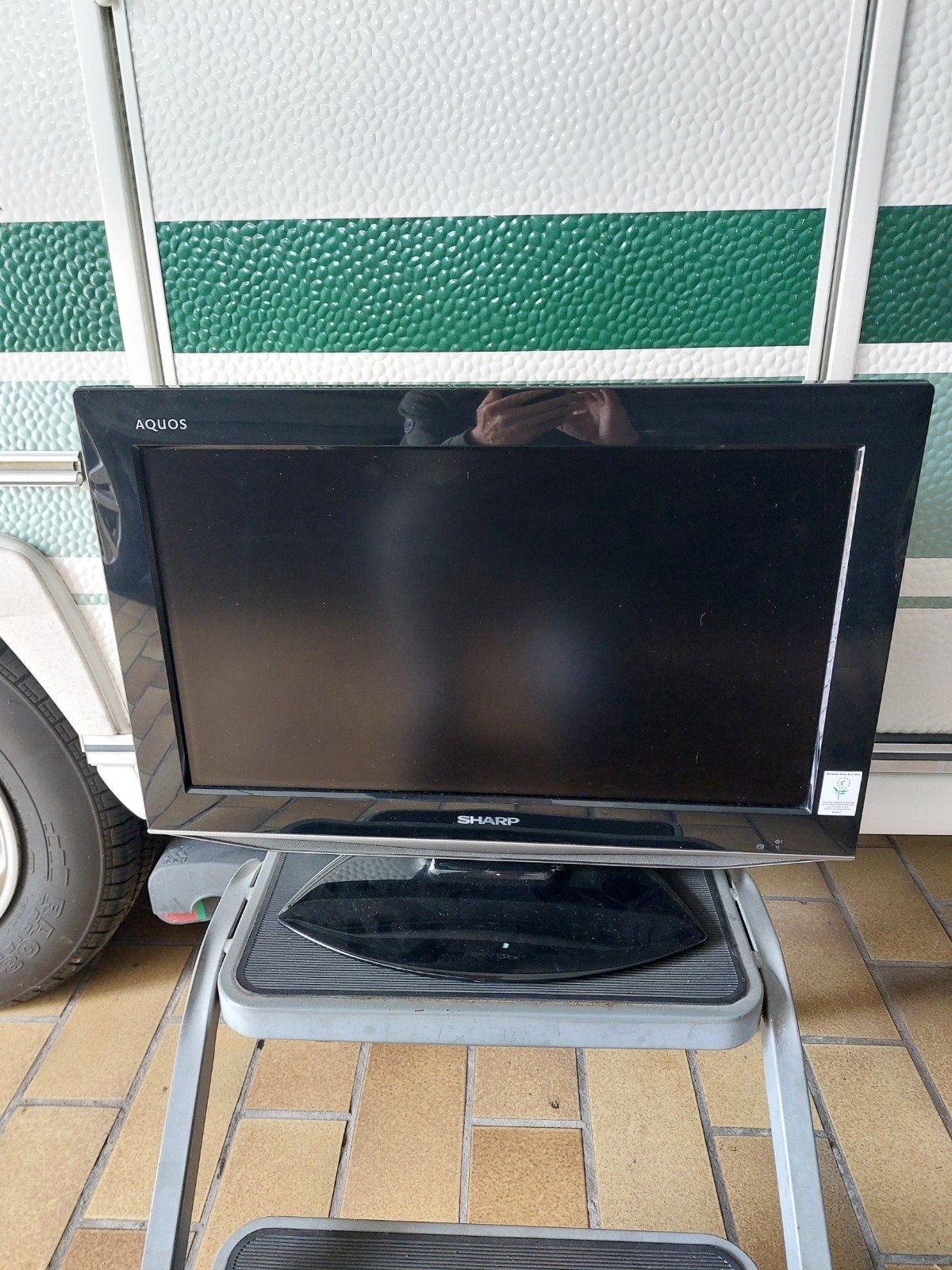 Sharp Aquos LCD TV LC-20AD5E-BK met afstandsbediening, Audio, Tv en Foto, Televisies, Ophalen, Gebruikt, 50 Hz, Minder dan 40 cm