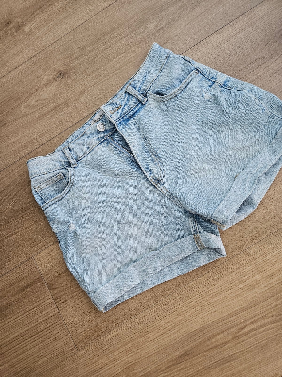 Shortje 40, Kleding | Dames, Ophalen of Verzenden, Zo goed als nieuw, Blauw, W30 - W32 (confectie 38/40)
