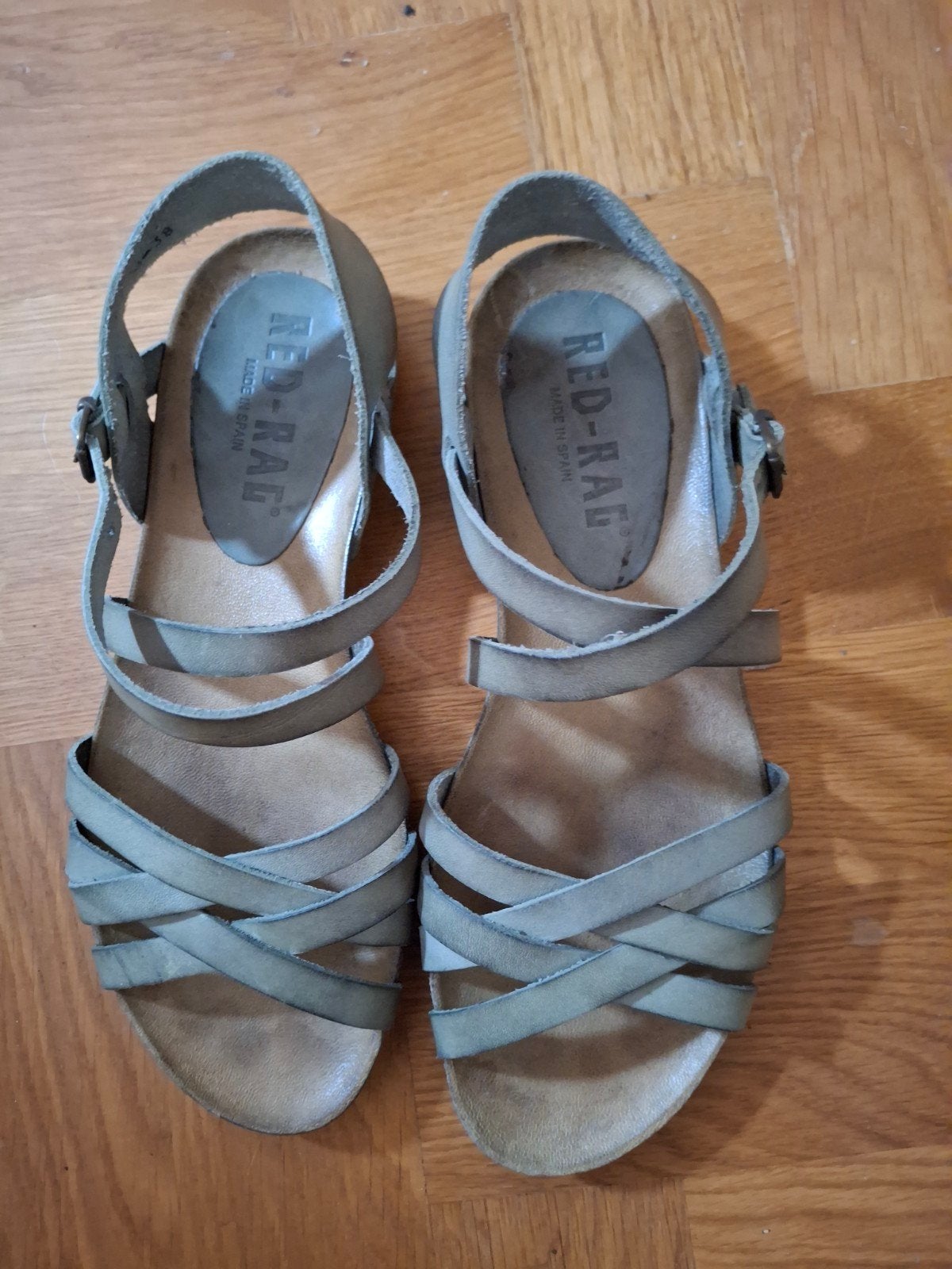 Red Rag lichtgroene platte sandalen maat 38, Red Rag, Gedragen, Groen, Sandalen of Muiltjes