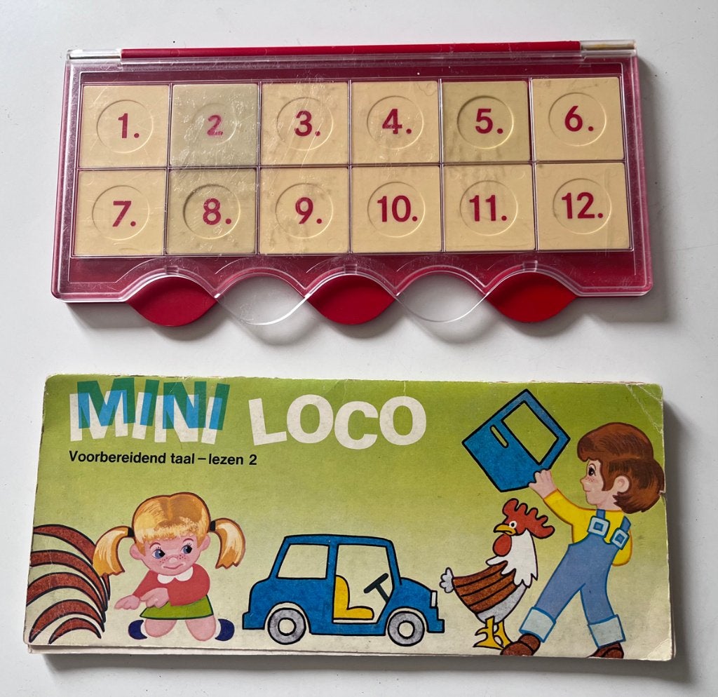 Mini loco met 8 boekjes, Ophalen of Verzenden, Gebruikt, Taal en Lezen