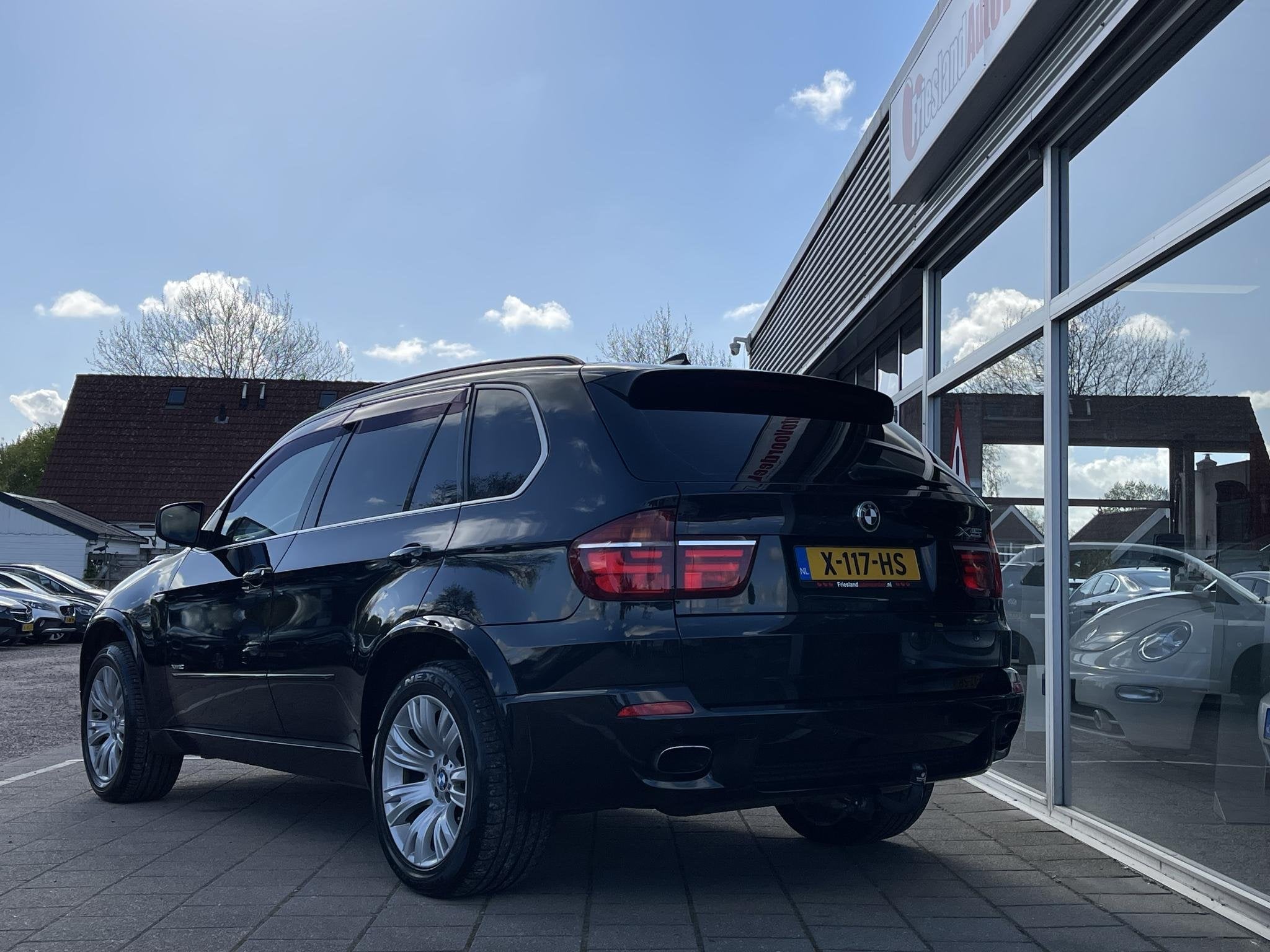 BMW X5 xDrive50i Executive / Youngtimer / BTW Auto / 95.200, Euro 5, Met garantie (alle), 4395 cc, Zwart