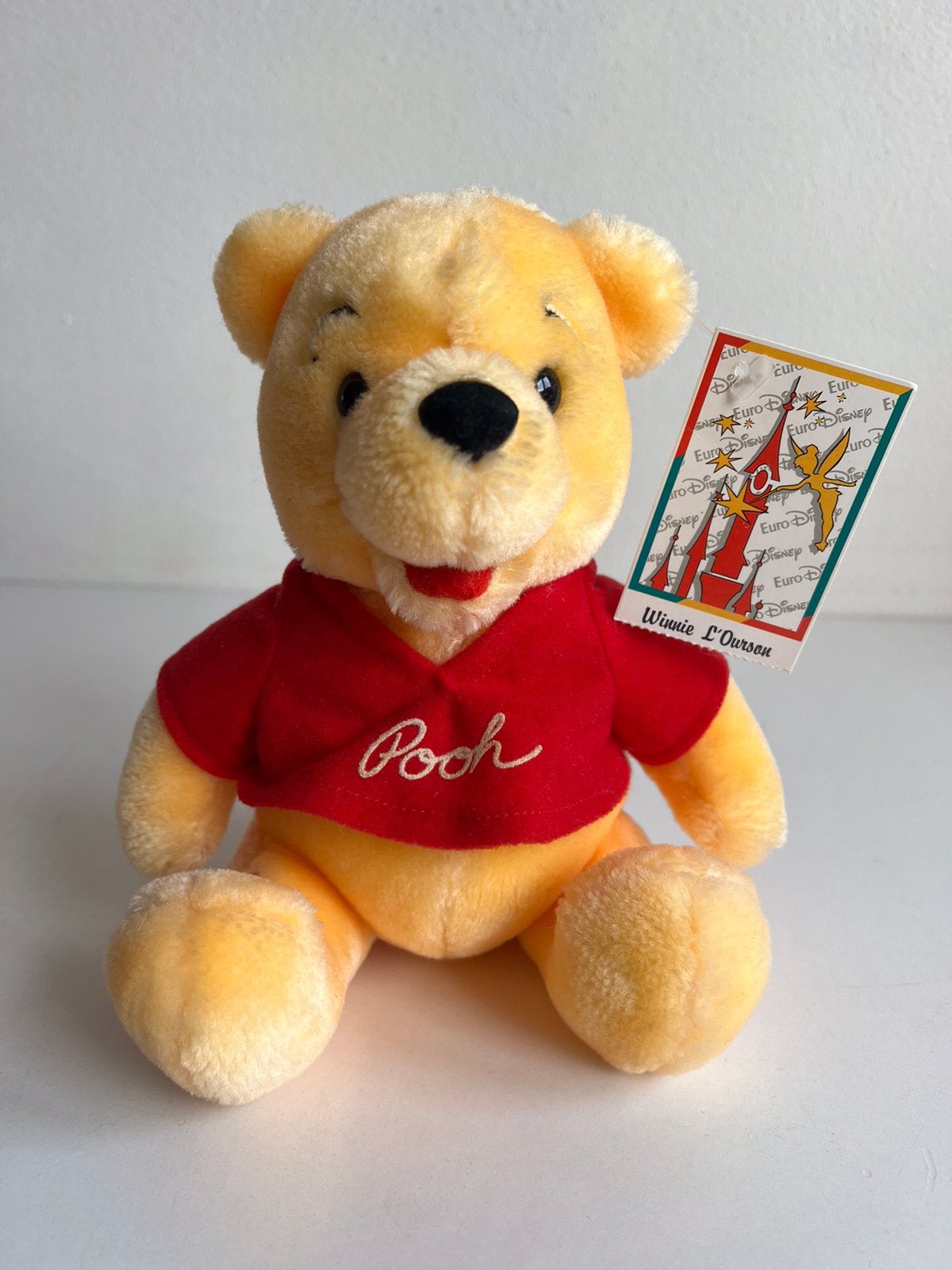 Winnie the Pooh Euro Disney 19 cm met tag, Ophalen of Verzenden, Winnie de Poeh of vrienden, Nieuw, Knuffel