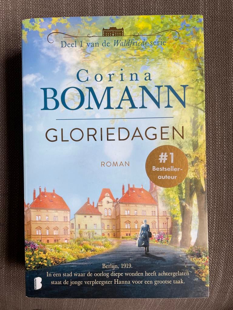 Corina Bomann - Gloriedagen, Ophalen of Verzenden, Zo goed als nieuw, Corina Bomann