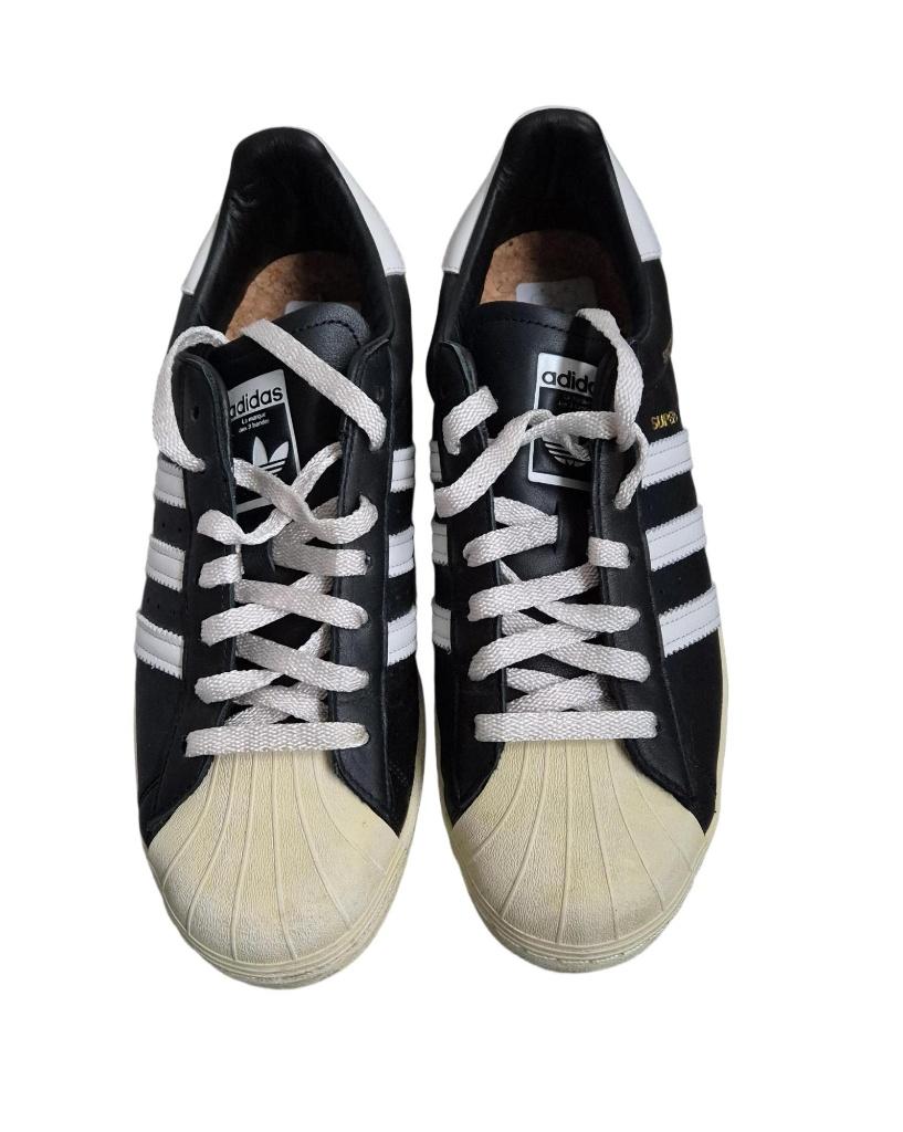 Adidas Superstar – Custom Vintage Zwart/Wit – Maat UK10, Zwart, Nieuw, Ophalen of Verzenden, Sneakers of Gympen