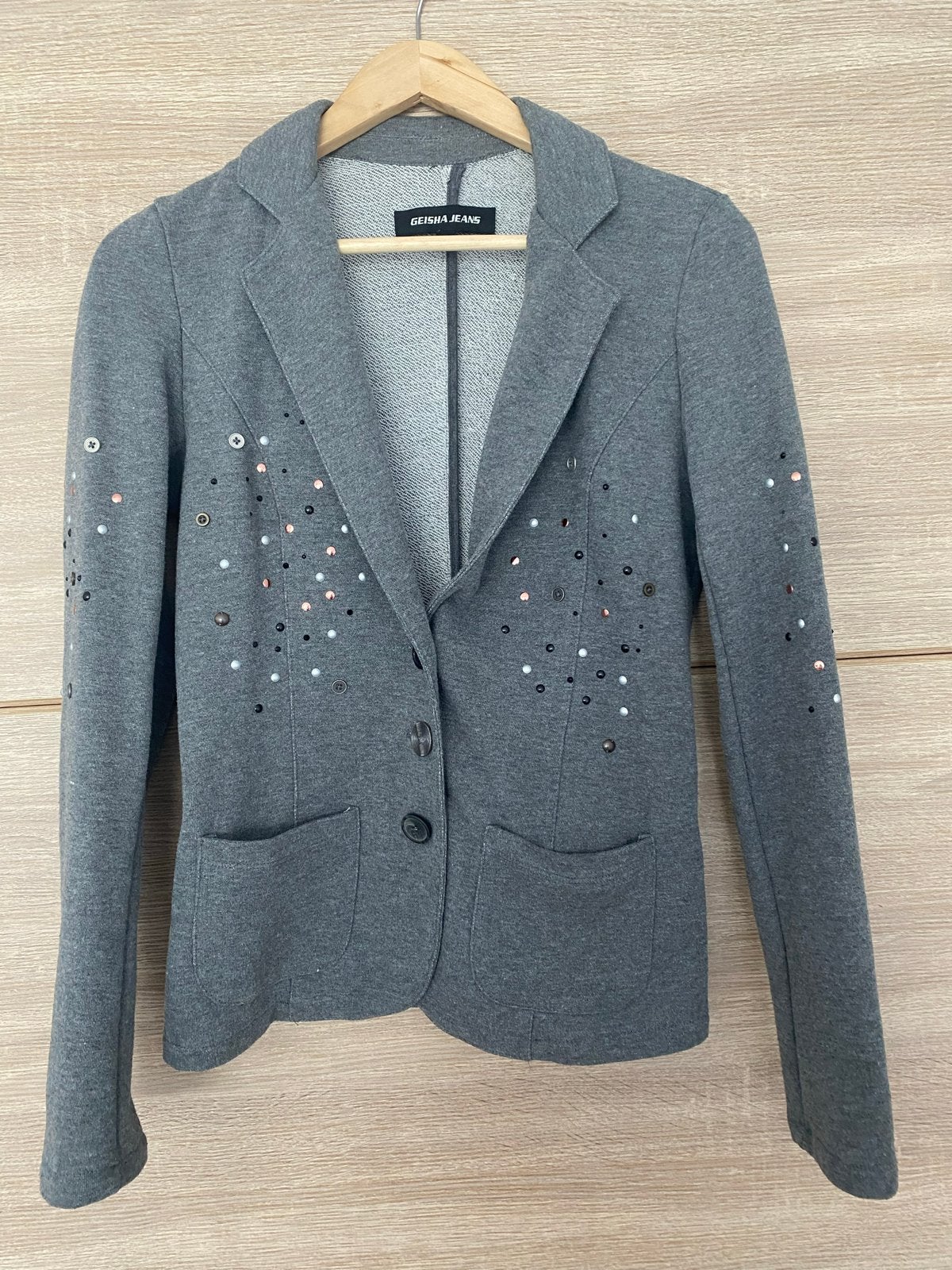Geisha Jeans Grijs Jasje/Colbertje met Studs en Knopen Maat, Ophalen of Verzenden, Jasje, Maat 36 (S), Grijs