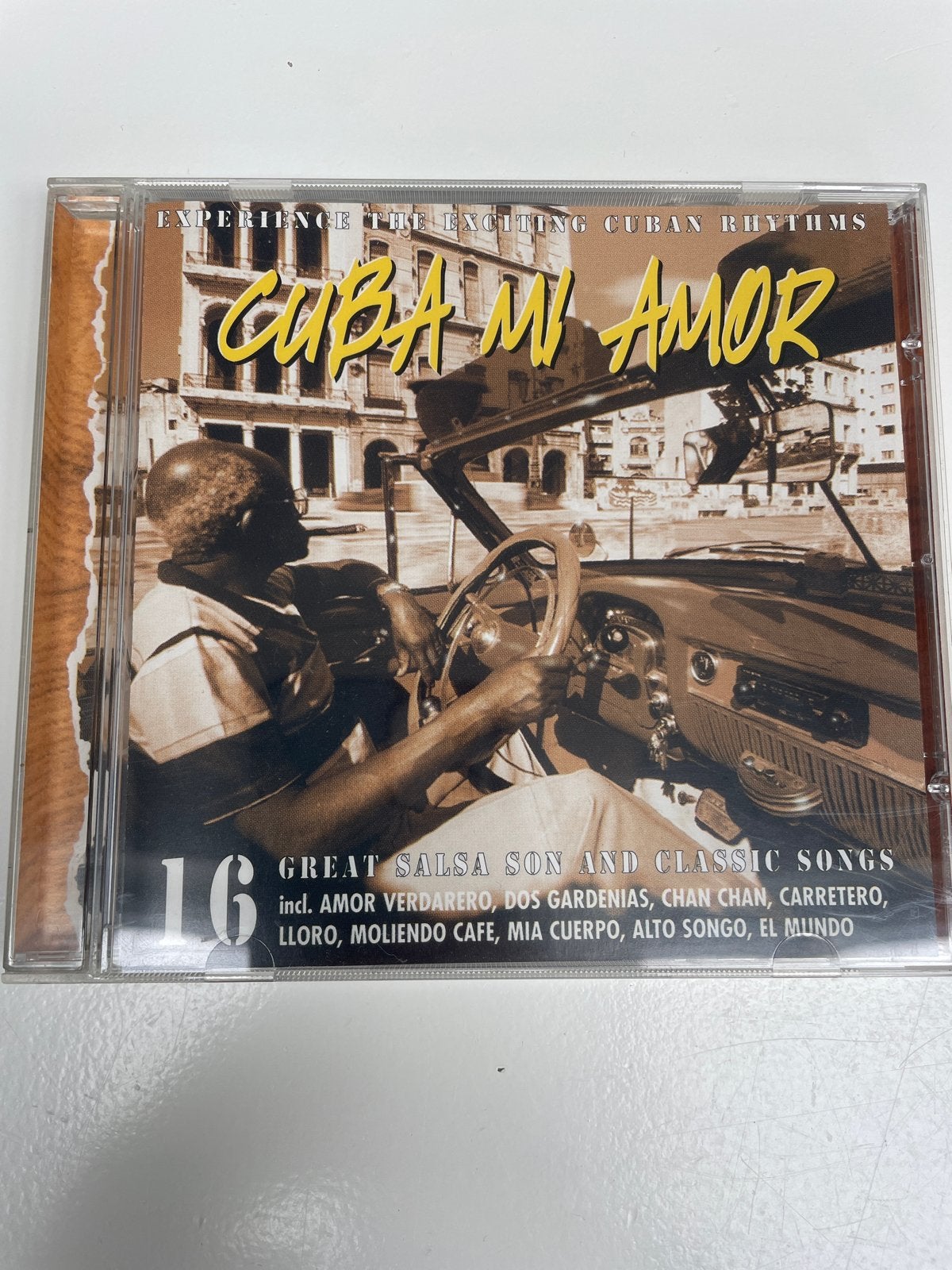 Cuba Mi Amor - 16 Great Salsa Son and Classic Songs CD, Ophalen of Verzenden, Zo goed als nieuw, Latijns-Amerikaans, Inclusief doosje