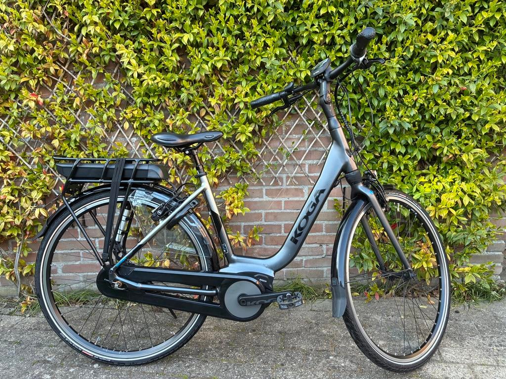 Koga E-nova 400Wh Bosch elektrische fiets 50cm lage instap, Zo goed als nieuw, 47 tot 51 cm, 50 km per accu of meer, Ophalen