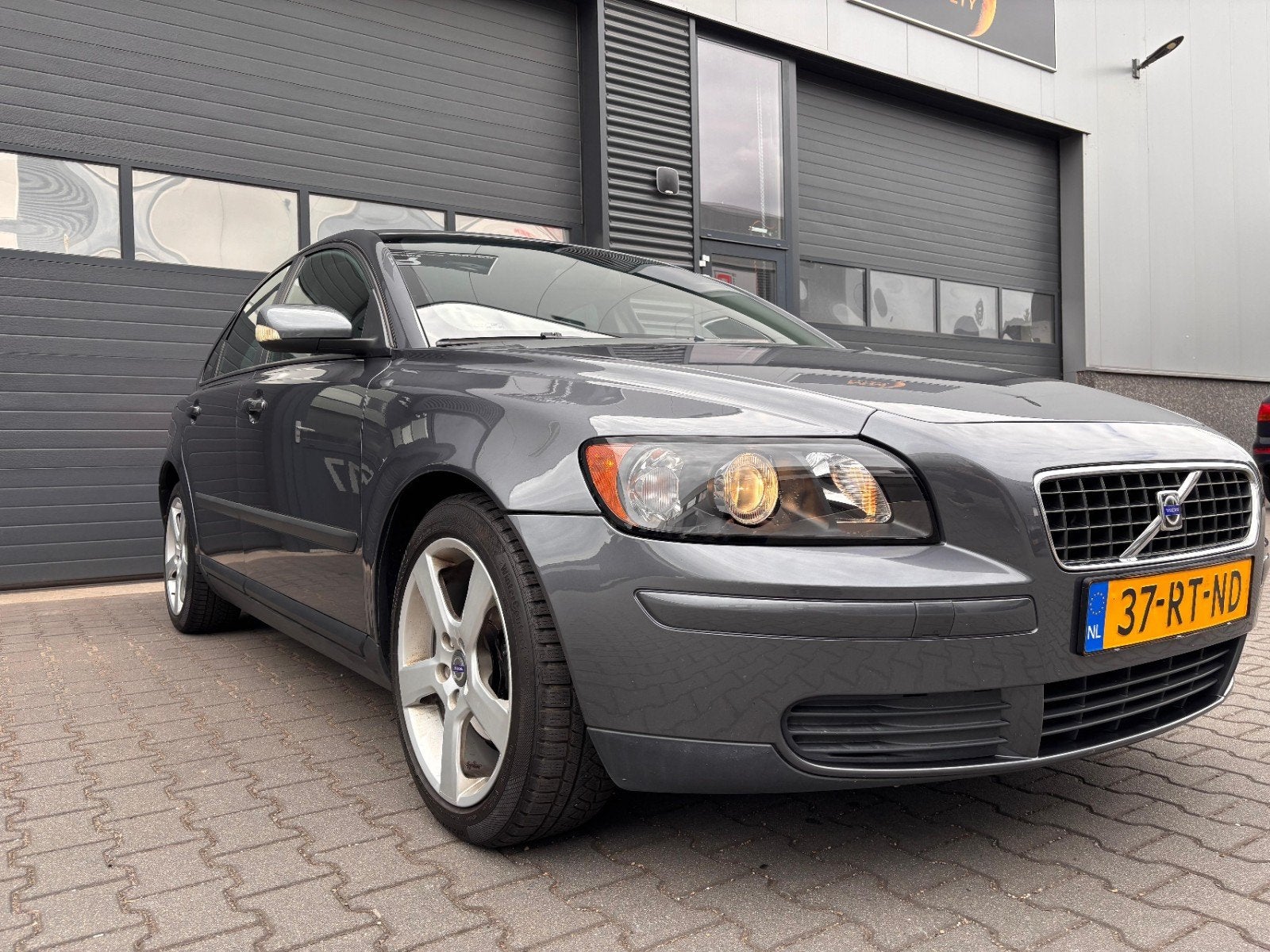 Volvo S40, Voorwielaandrijving, 125 pk, 4 cilinders, Sedan