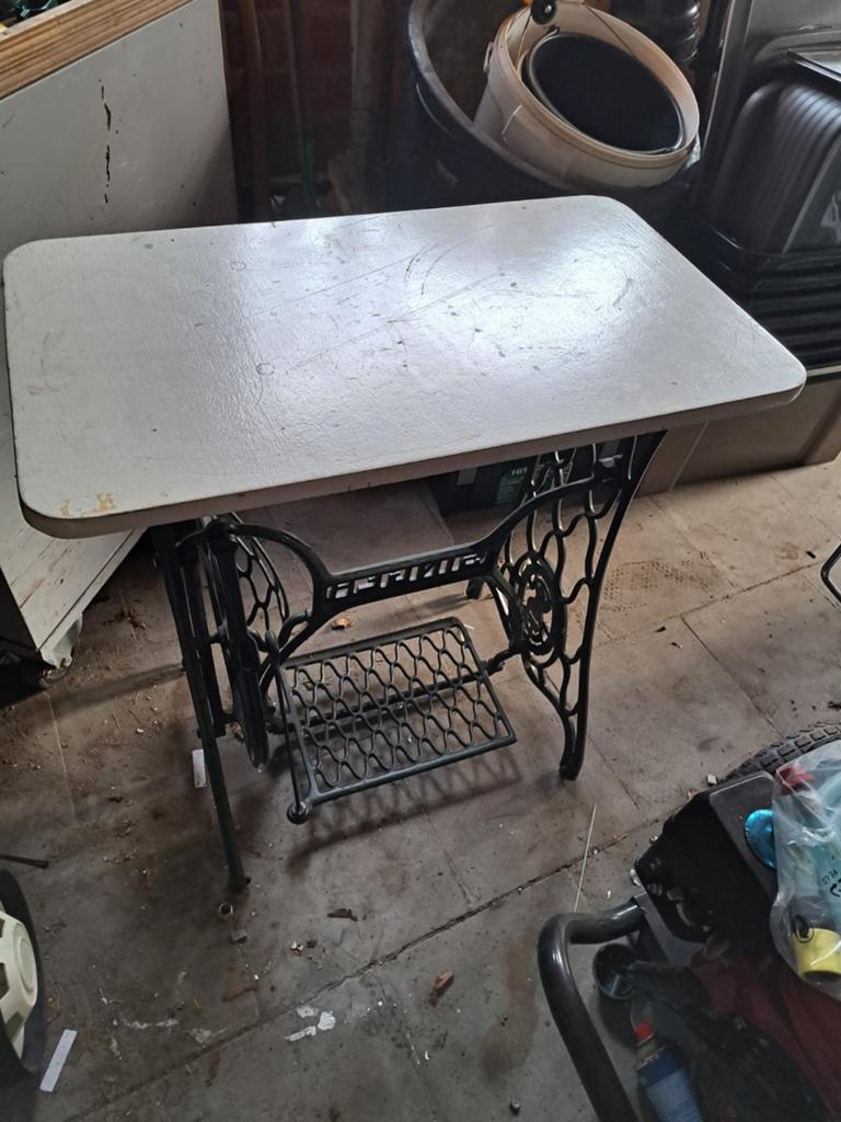 Vintage Antieke Singer Naaimachine Tafel, Antiek en Kunst, Ophalen