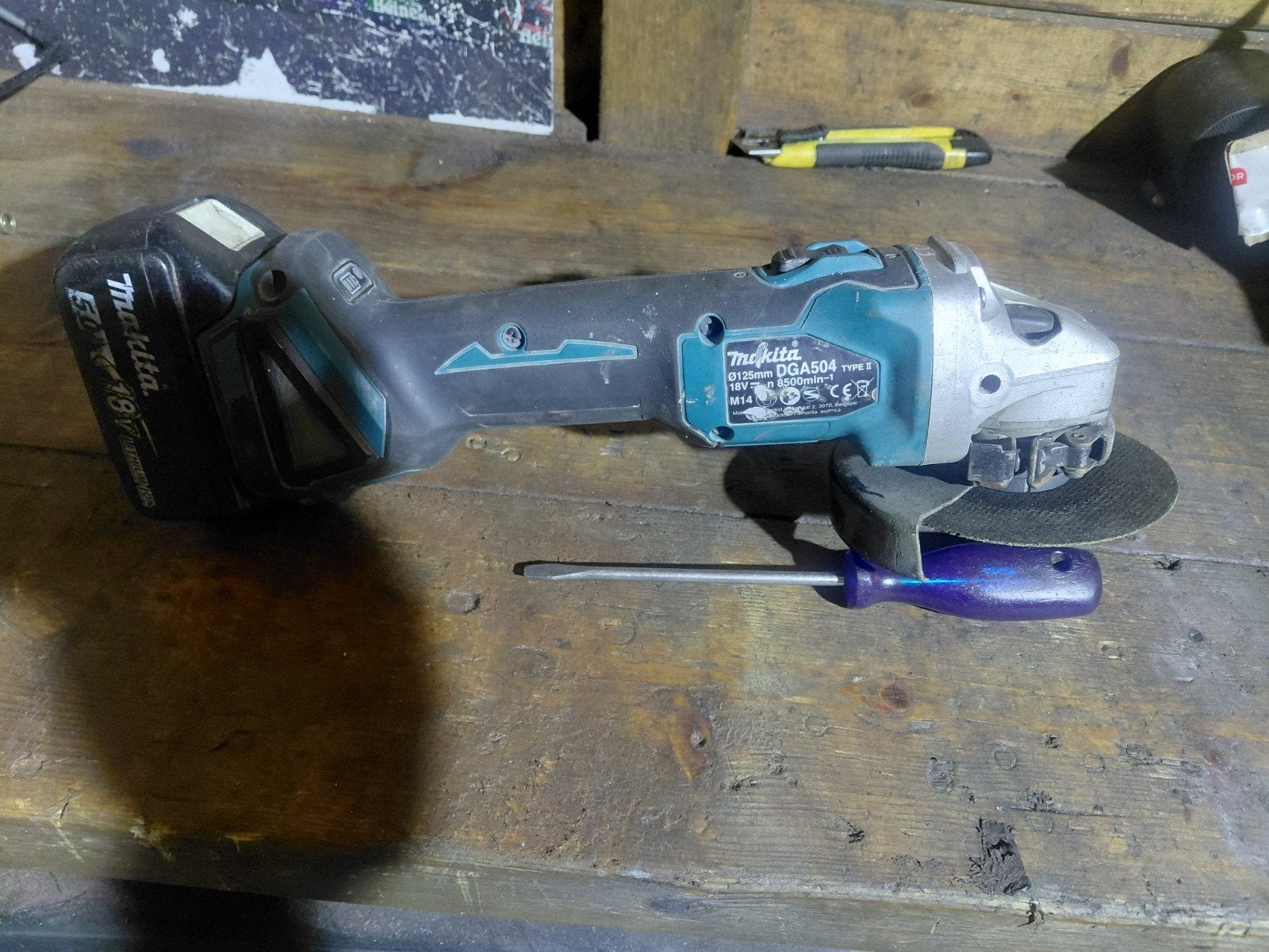 Makita DGA504 Accu Haakse Slijper 18V - Zo goed als nieuw, Ophalen of Verzenden, Zo goed als nieuw, Minder dan 700 watt, Haakse handslijpmachine