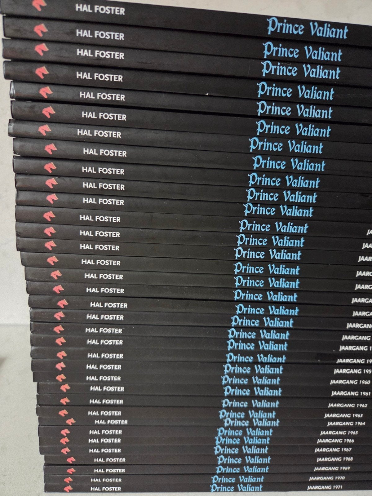 Price Valiant / Prins Vaillant - Hardcover serie 1 tm 35, Complete serie of reeks, Ophalen of Verzenden, Gelezen