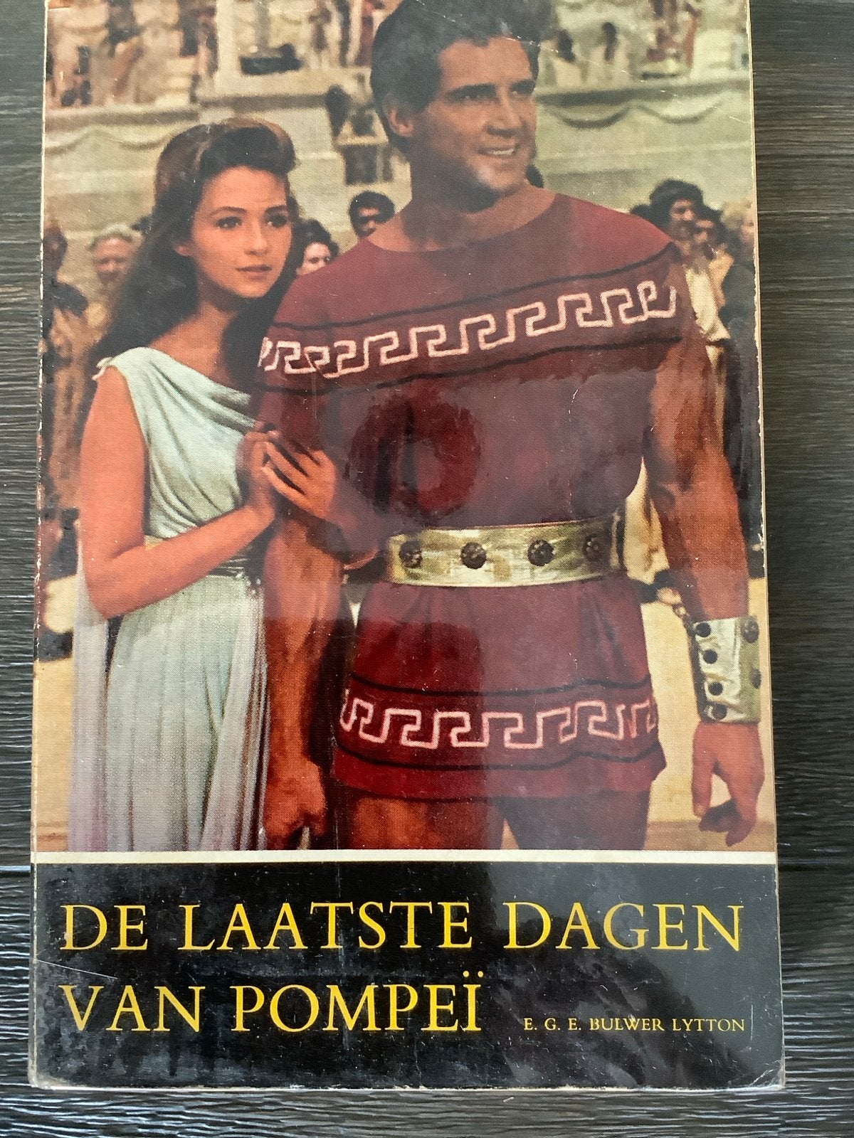 De Laatste Dagen van Pompeï - E.G.E. Bulwer Lytton, Boeken, Ophalen of Verzenden, Gelezen