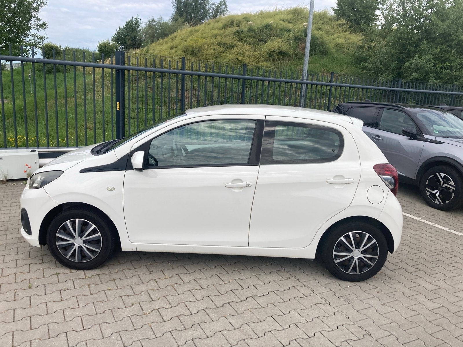 Peugeot 108 1.0 12V E-vti 51KW 5DR 2015 Wit, Voorwielaandrijving, 4 stoelen, Wit, Origineel Nederlands