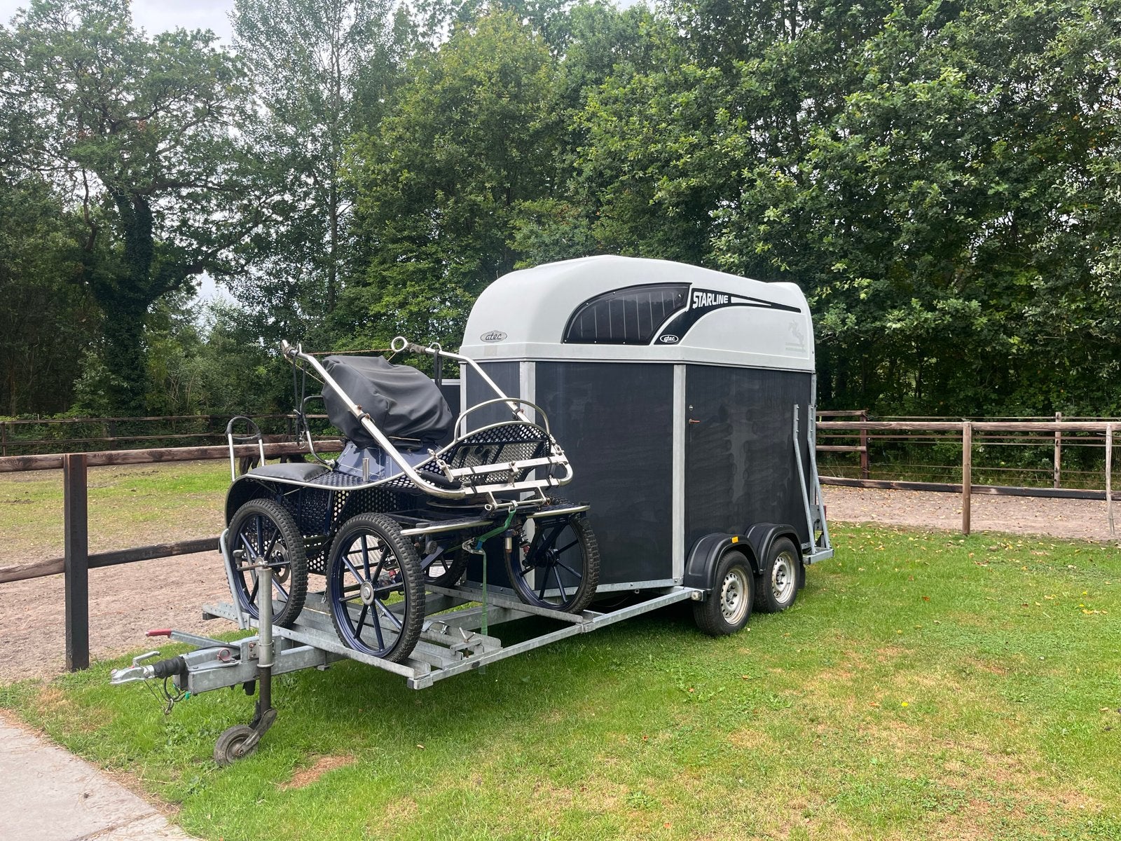 2 paards koetstrailer. En marathonwagen., Dieren en Toebehoren, Rijtuigen en Koetsen, Gebruikt, Overige typen, Paard of Pony