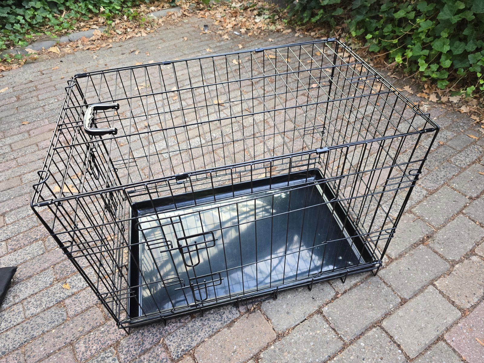 Kleine zwarte Adori hondenbench, Dieren en Toebehoren, Ophalen, Zo goed als nieuw
