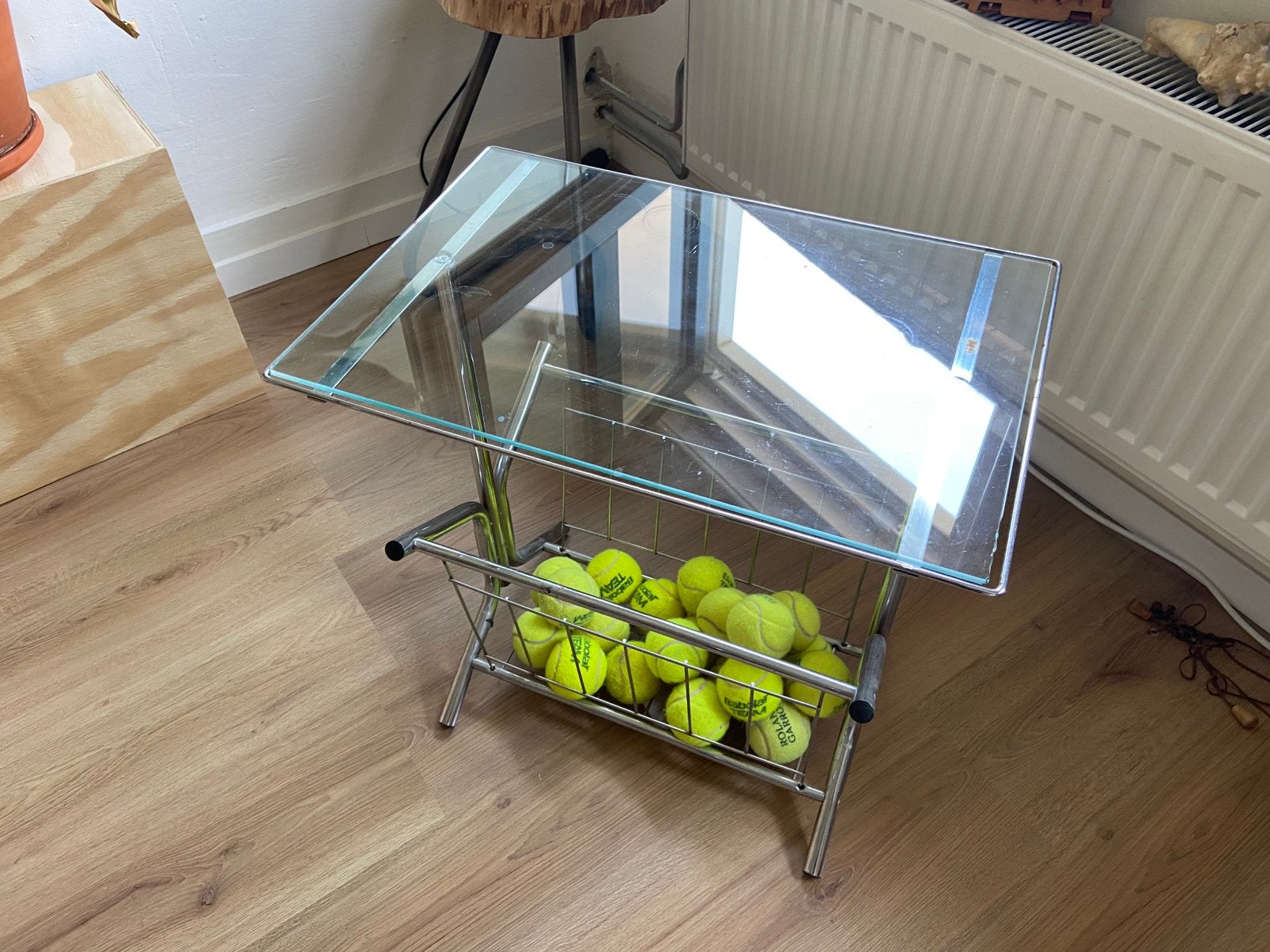 Chroom bijzettafeltje met boekenmand, Ophalen, Zo goed als nieuw, Rond, 50 tot 100 cm