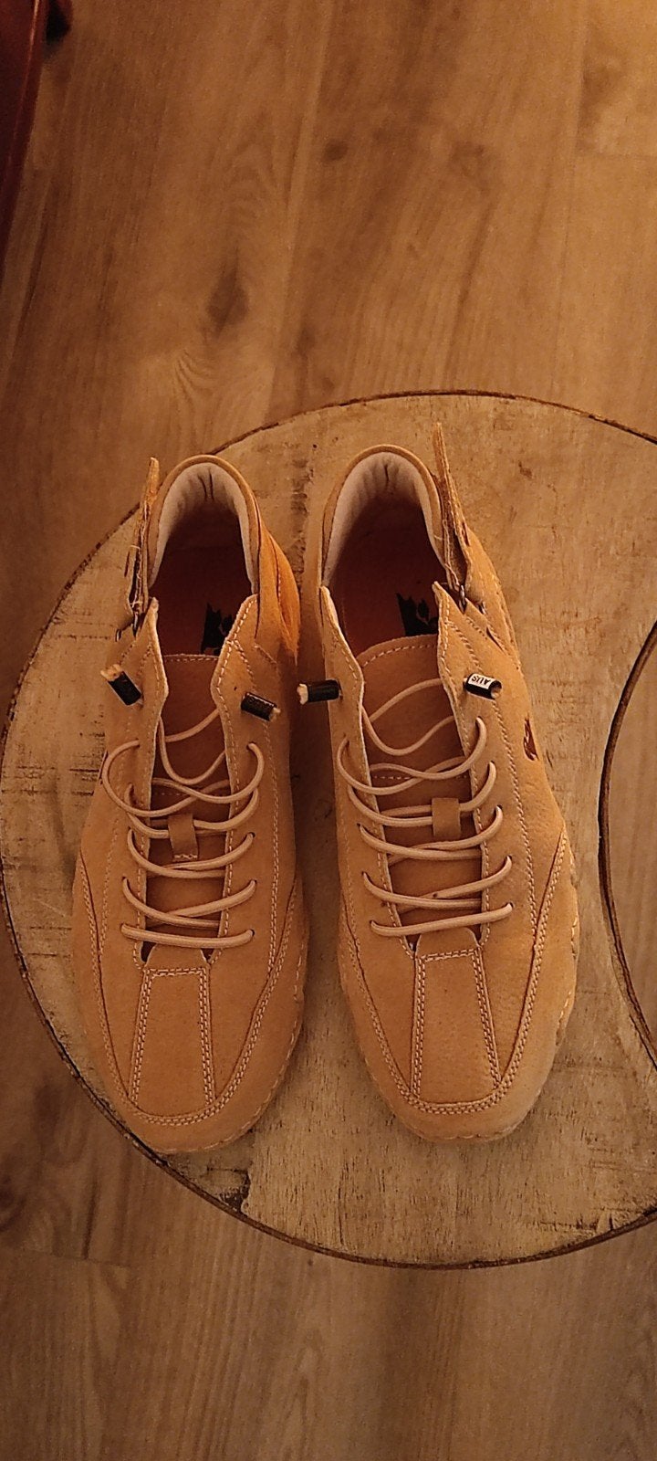 Ldeck schoenen, Ophalen of Verzenden, Zo goed als nieuw, Beige, Sneakers of Gympen