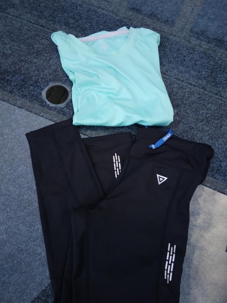 Osaga sportlegging en shirt maat 140, Gebruikt, Jongen of Meisje, Osaga, Ophalen of Verzenden