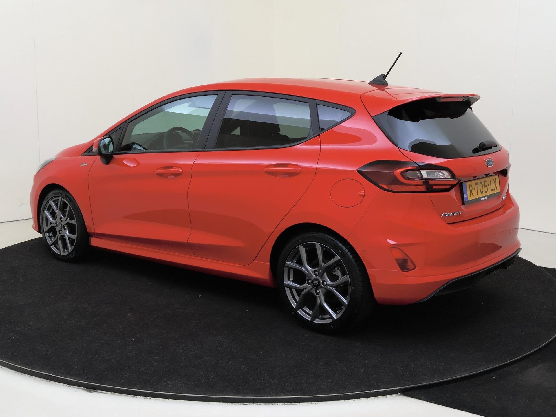 Ford Fiesta 1.0 EcoBoost Hybrid ST-Line X 125PK | BTW |Autom, Auto's, Euro 6, Verwarmde buitenspiegels, Origineel Nederlands, Bedrijf