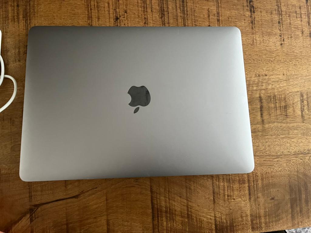 Apple Laptop MacBook Pro 2016 for Sale - Screen Needs a Fix, Computers en Software, Windows Laptops, Ophalen, 2 tot 3 Ghz, 8 GB