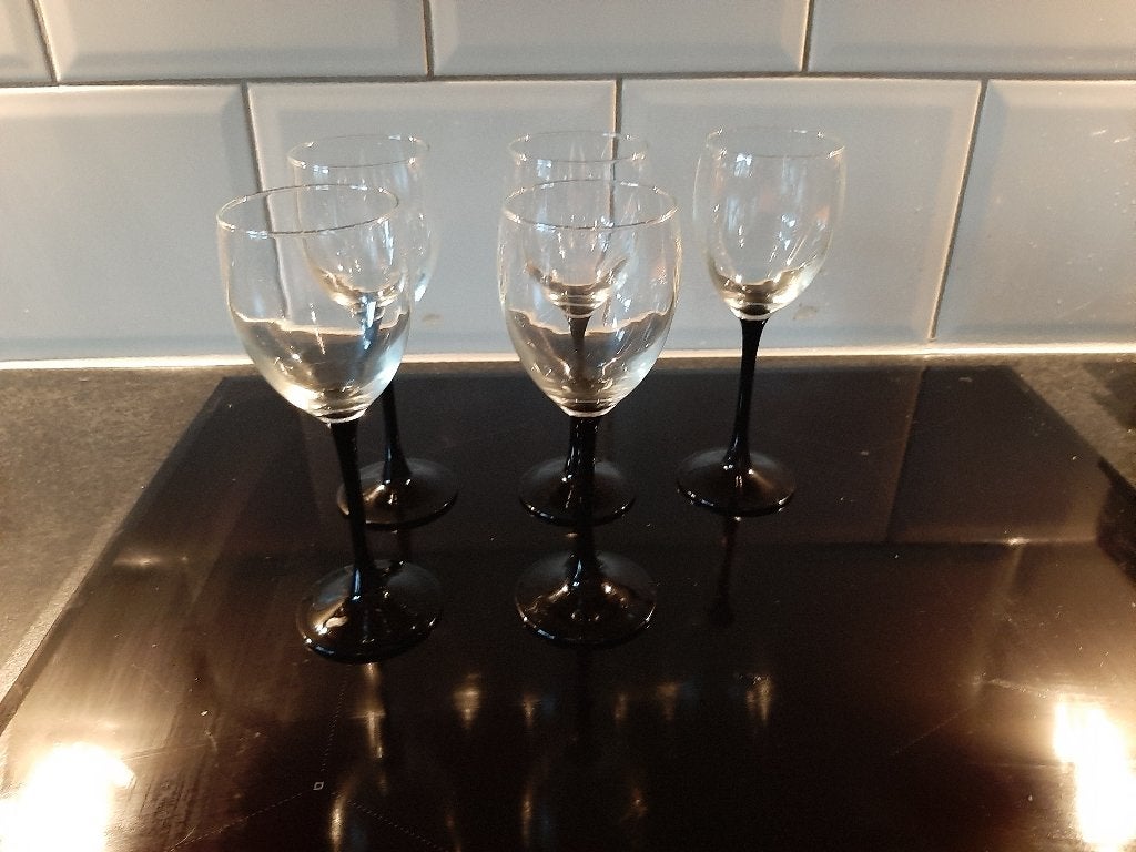 Vintage 5 Luminarc wijnglazen, Glas of Glazen, Ophalen of Verzenden, Overige stijlen, Glas