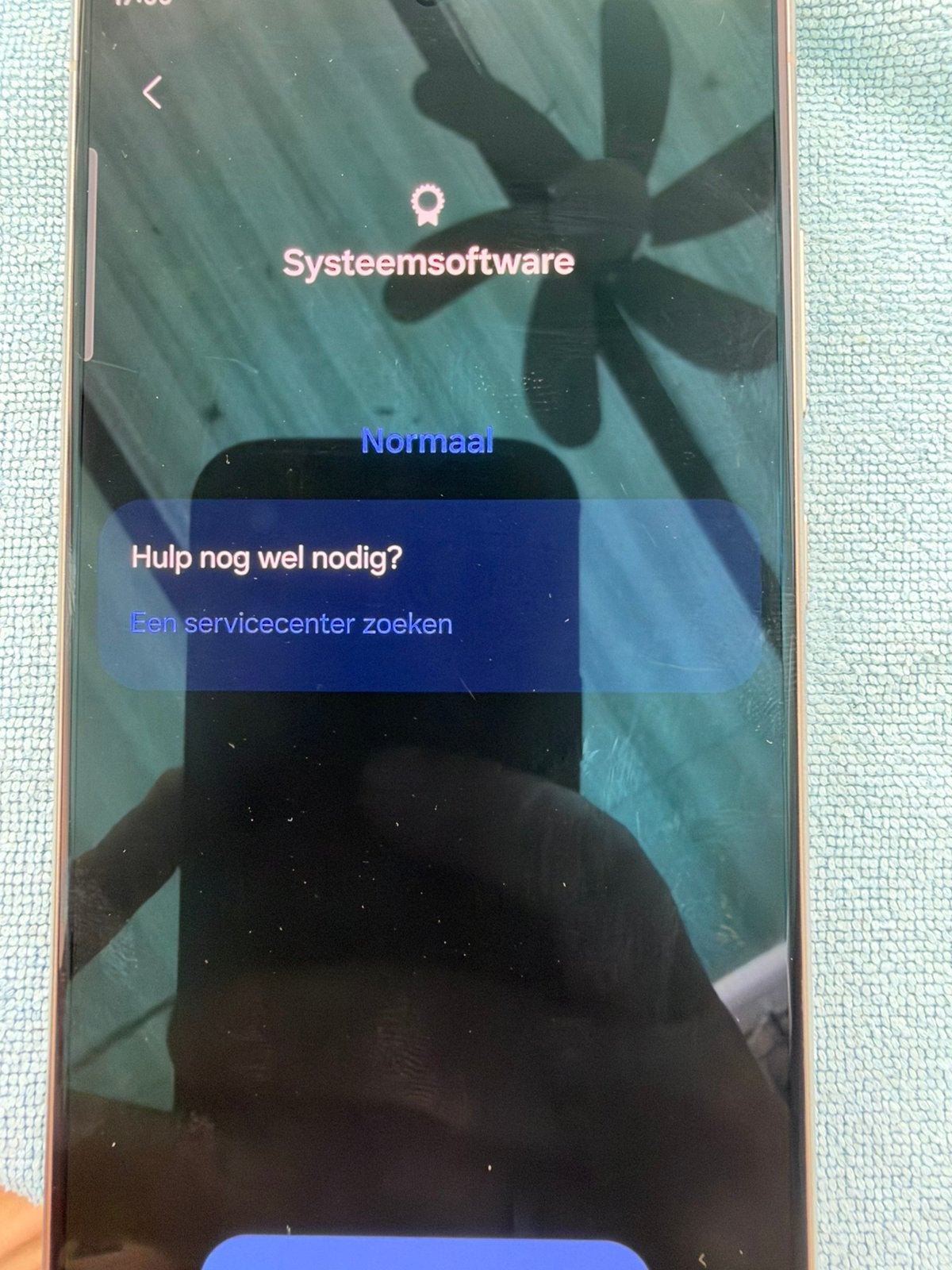 Foto 4 van Samsung Galaxy S24 Ultra 256GB 5G Titanium Grey + S Pen