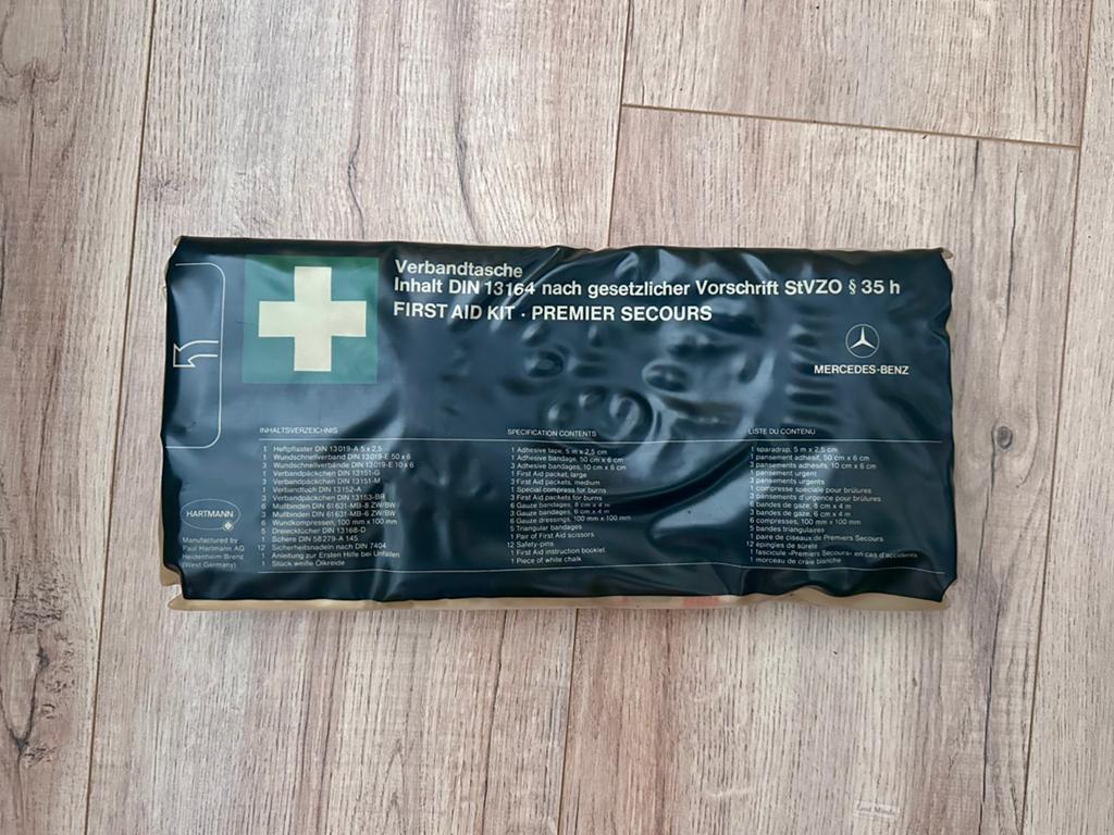 Mercedes-benz EHBO kit - 80’s, Ophalen, Zo goed als nieuw