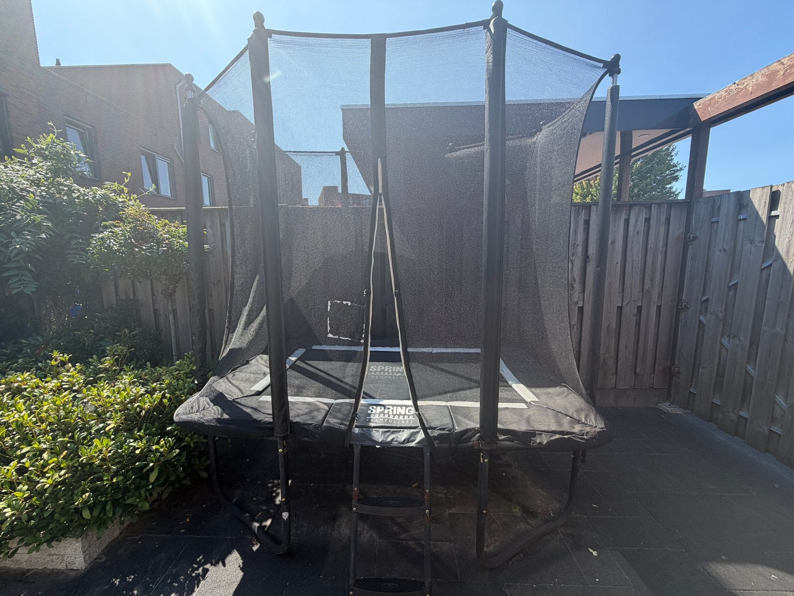 Trampoline, Ophalen, Gebruikt